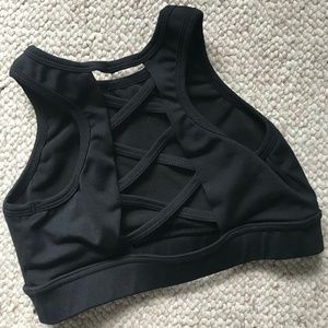 VULL SPORT BASICS: BREATH SPORTS BRA